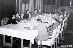 76年毛远新调装甲师进京，连李德生都不知道，叶帅是怎么阻止的？