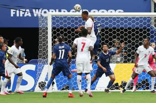 第18分钟赖斯角球助攻孔萨头球破门 英格兰暂2-0法国