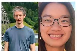 王虹导师曝光!这身装扮,跟北大韦东奕有一拼