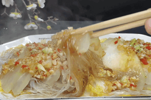 不想炒菜时,就用这3样蒸一锅!蒜香味钓足好胃口、没有肉照样好下饭,我家隔三岔五就要做一次