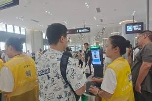贵州安顺：瀑乡揽胜不止于山水