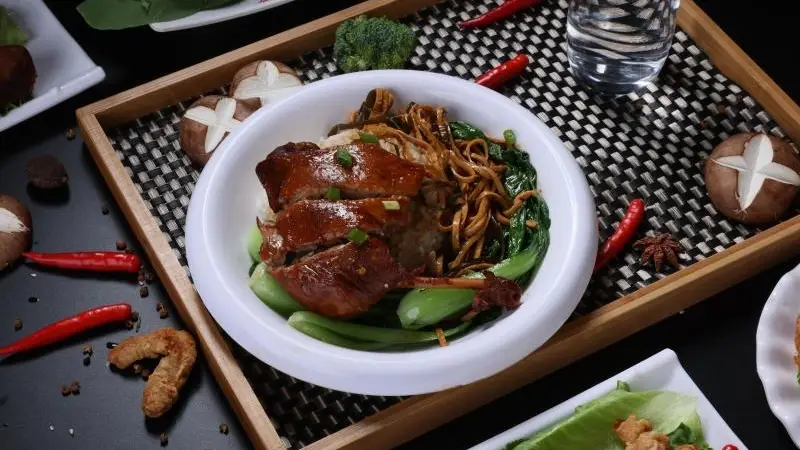 肉夹馍在夫妻店餐饮中的应用观察与选型关注点