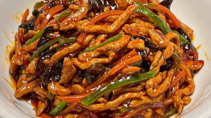 一碗米饭,一盘鱼香肉丝,治愈所有疲惫