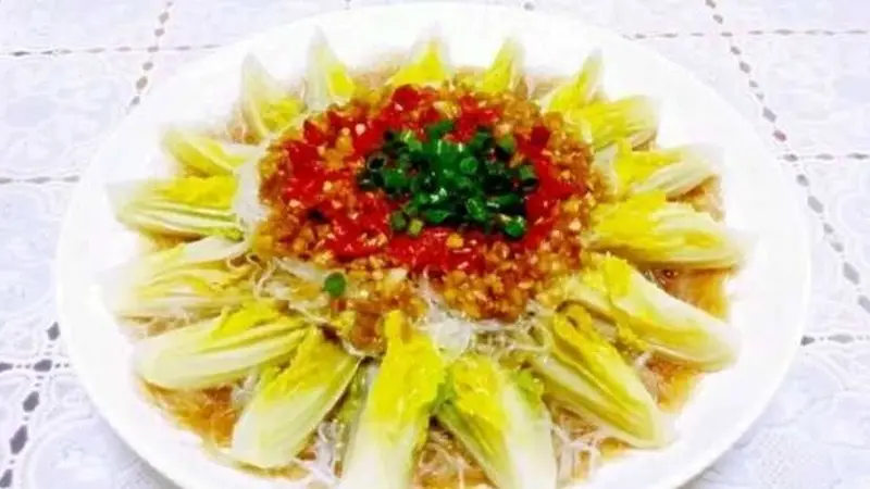 蒜蓉娃娃菜:五块钱复刻餐厅招牌菜