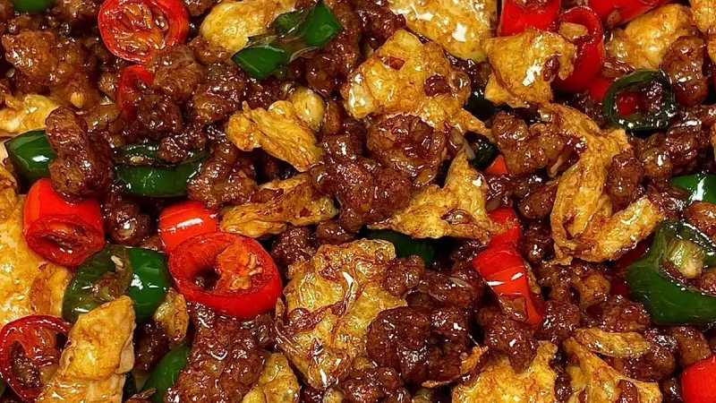 谁发明的神仙吃法?尖椒肉沫炒鸡蛋,好吃到舔盘子!