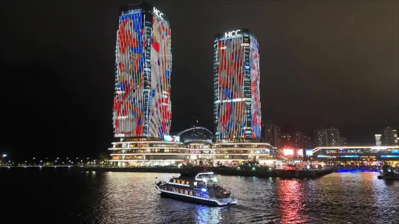 2026带孩子去三亚要带什么证件?户口本还是身份证