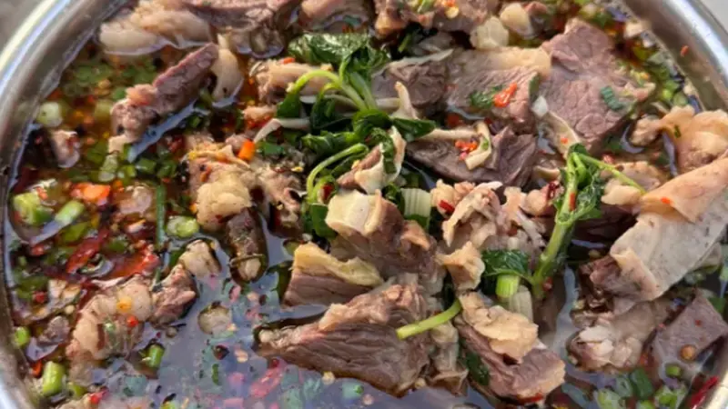选肉控火有讲究，教你炖出酥烂入味的烂烀牛肉