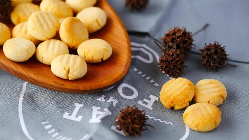 草莓乳酪小饼干:莓香清甜,藏着午后温柔的烟火甜意