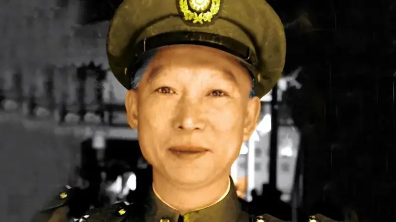 92岁薛岳晚年吐露真相：国军围堵大别山，铁钳始终合不拢的根源