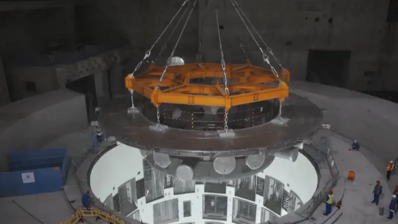 大逆转，中国拼命建核电站，信号很不寻常
