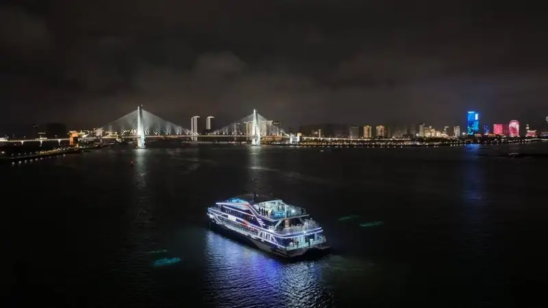 从海口民宿住宿协议签约提醒，清洁费服务费旺季加价问清楚