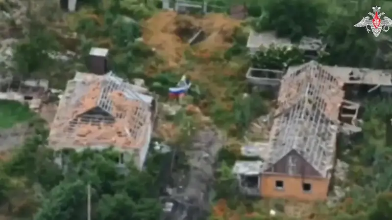 俄称继续在顿涅茨克两城镇推进