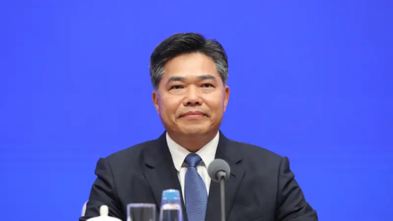 商务部副部长盛秋平，调任江西省委常委、南昌市委书记