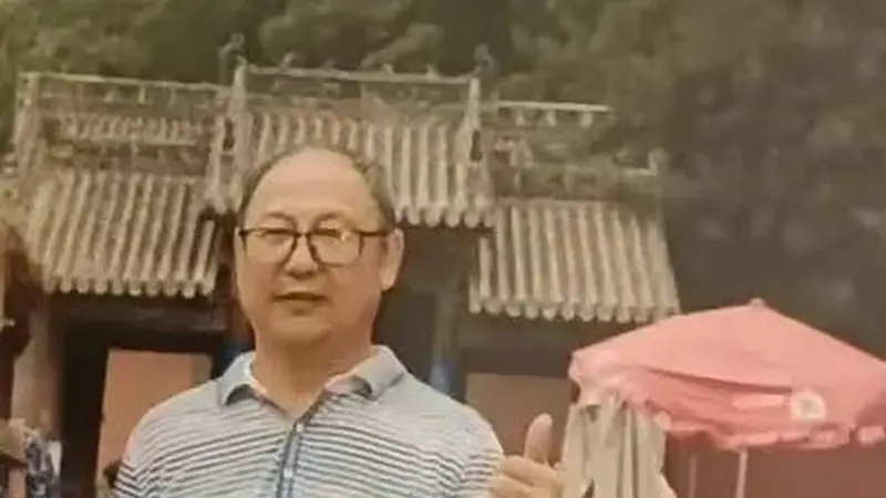 教师被控任校办厂长19年侵吞324万，辩称系承包利润