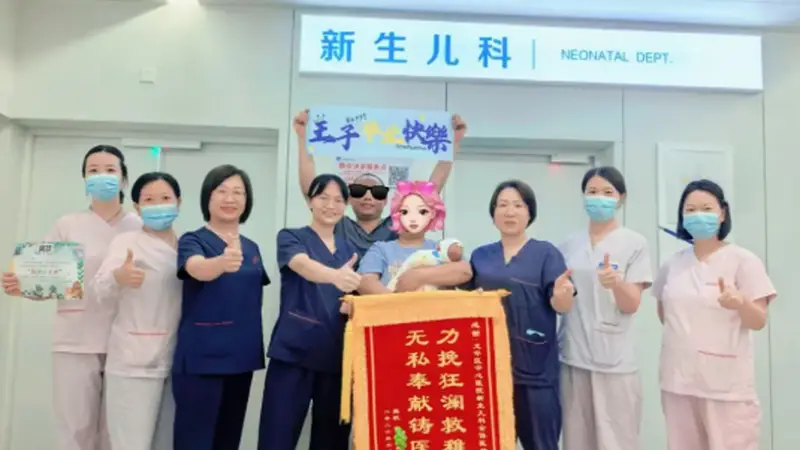 感动!深圳一早产儿出生仅659克,巴掌大小!历经85天守护,终于“通关”…