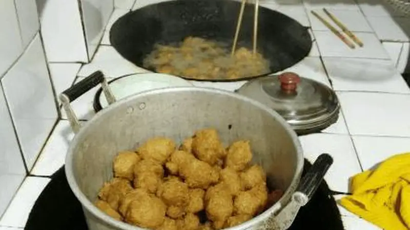 潘强国|乡味绵长,难忘红稻床炸圆子