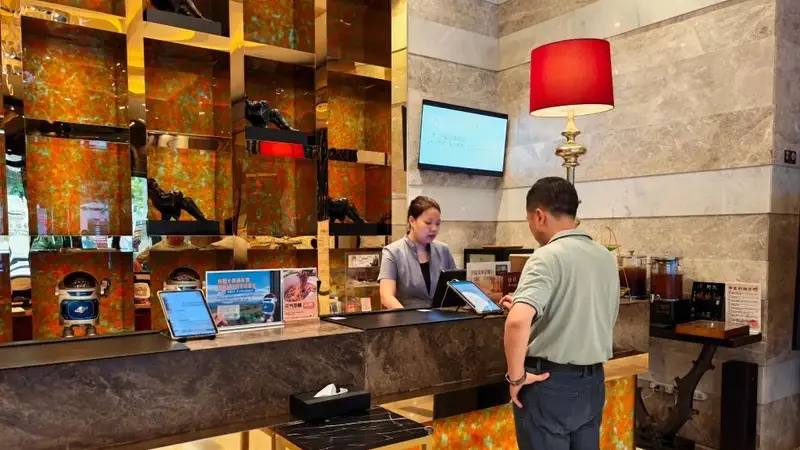经济导航|多地酒店试水“24小时退房制”