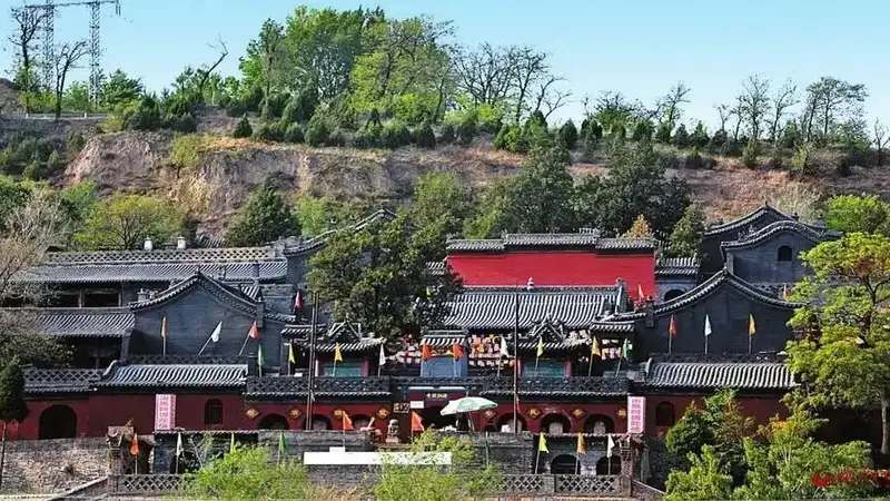 【今日关注】山西河曲藏着一座400年古寺,我去的时候刚好是黄昏