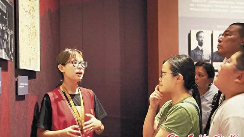 为游客打开一扇读懂星城的“窗”|暑期逐光 青春向上