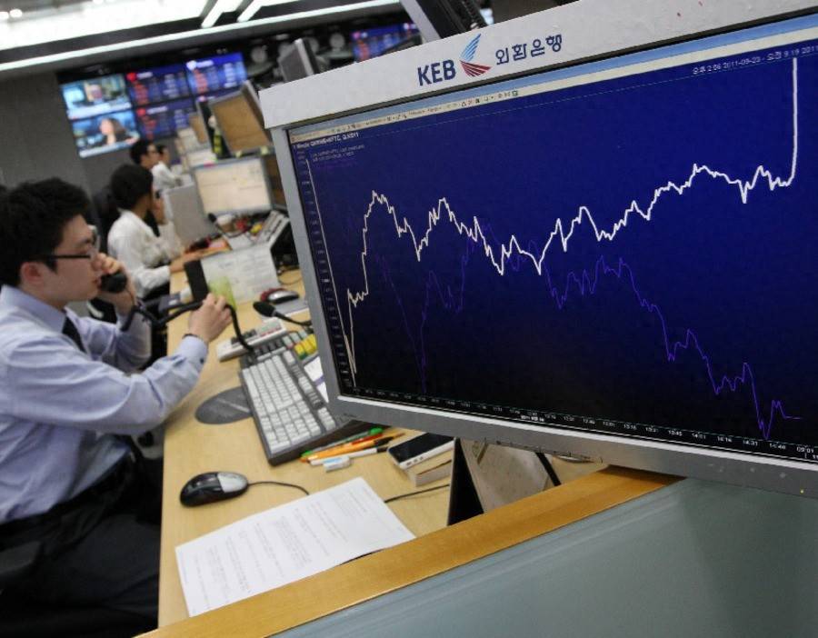 韩股又跌熔断！人均持有超2个股票账户，“外资卖、散户加杠杆接”