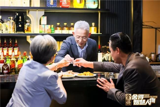《舍得智慧人物》第八季开播,三个过来人聊高考