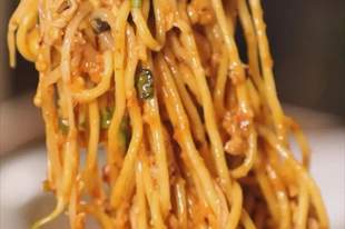 黄豆肉酱面！有了这个方法，轻轻松松在家就能搞定