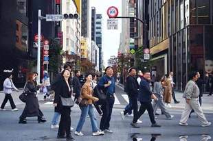 航线停飞暴跌六成!中国游客集体弃游日本,高市一句话亏了2万亿