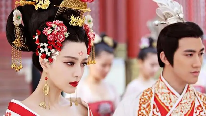 武则天为何最后又让儿子继承皇位?不是她傻,而是发现了一个秘密