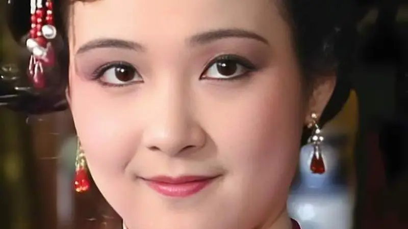 完美如她，却连未婚夫家门都进不了——薛宝琴被悔婚，藏着《红楼梦》最现实的一刀