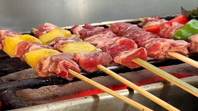找广东口味正宗烤串店怎么感受市井烟火烧烤