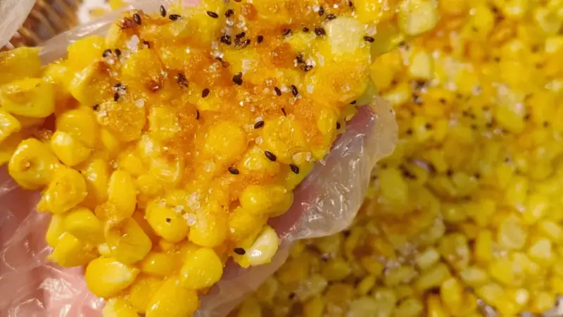 原创金黄酥脆的玉米烙：一口咬下满嘴香甜的家常美味