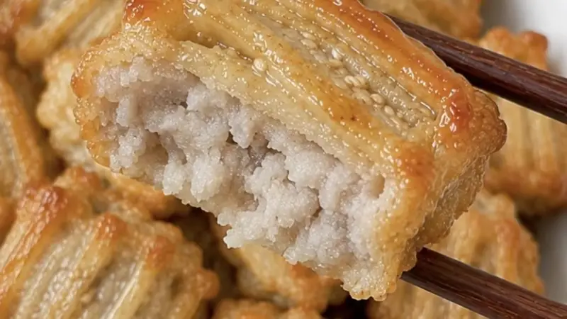 芋头饼:外酥里糯的家常巧思,一口咬下童年的温暖记忆