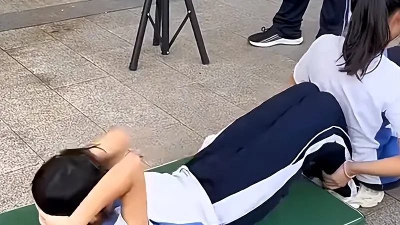 “赶紧给她买个内衣！”初三女儿备考体育，10w条评论看不下去了