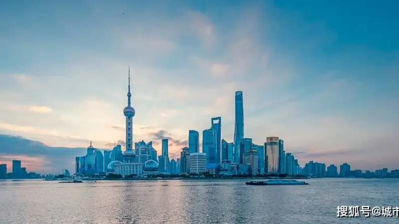 首个6万亿城市,要来了