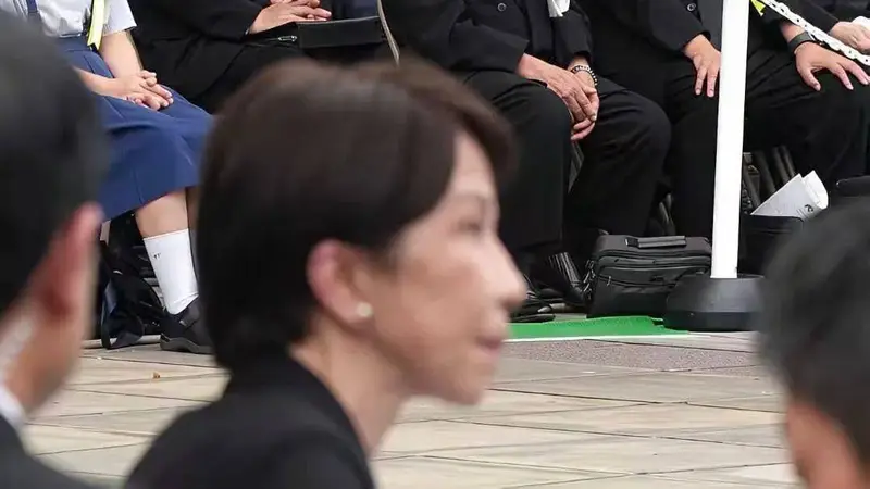 8月15日,中国外交部国防部都加班了