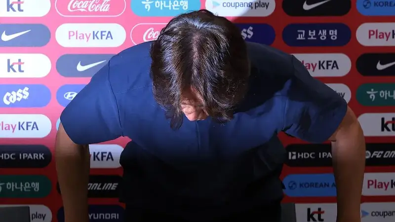 韩国主帅，辞职谢罪