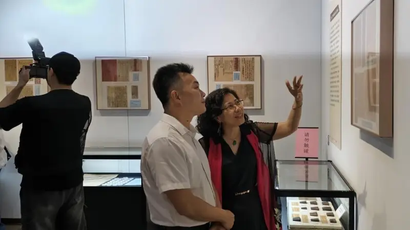 一纸侨批系家国，五百件银信文物亮相沙面诉说百年侨心