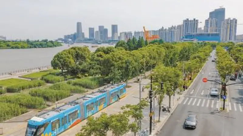 “西岸漫游线”开放试运行