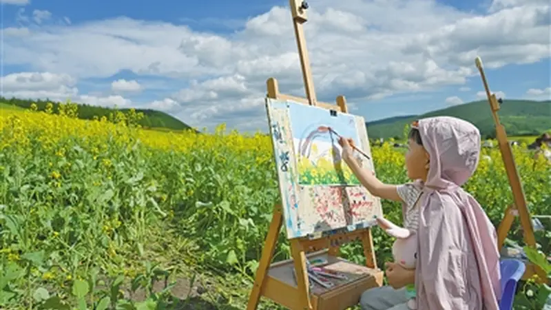 兴安盟:夏日花海醉游人