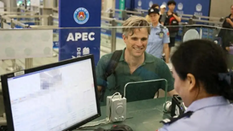 深圳成暑期外国旅客“中国游”打卡圣地
