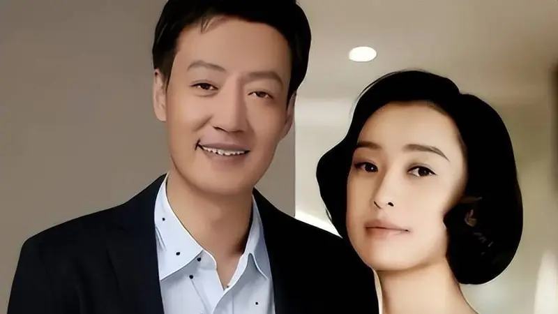 和辛柏青结婚真相大白后，吴越深夜发文痛斥，原来她是有苦难言
