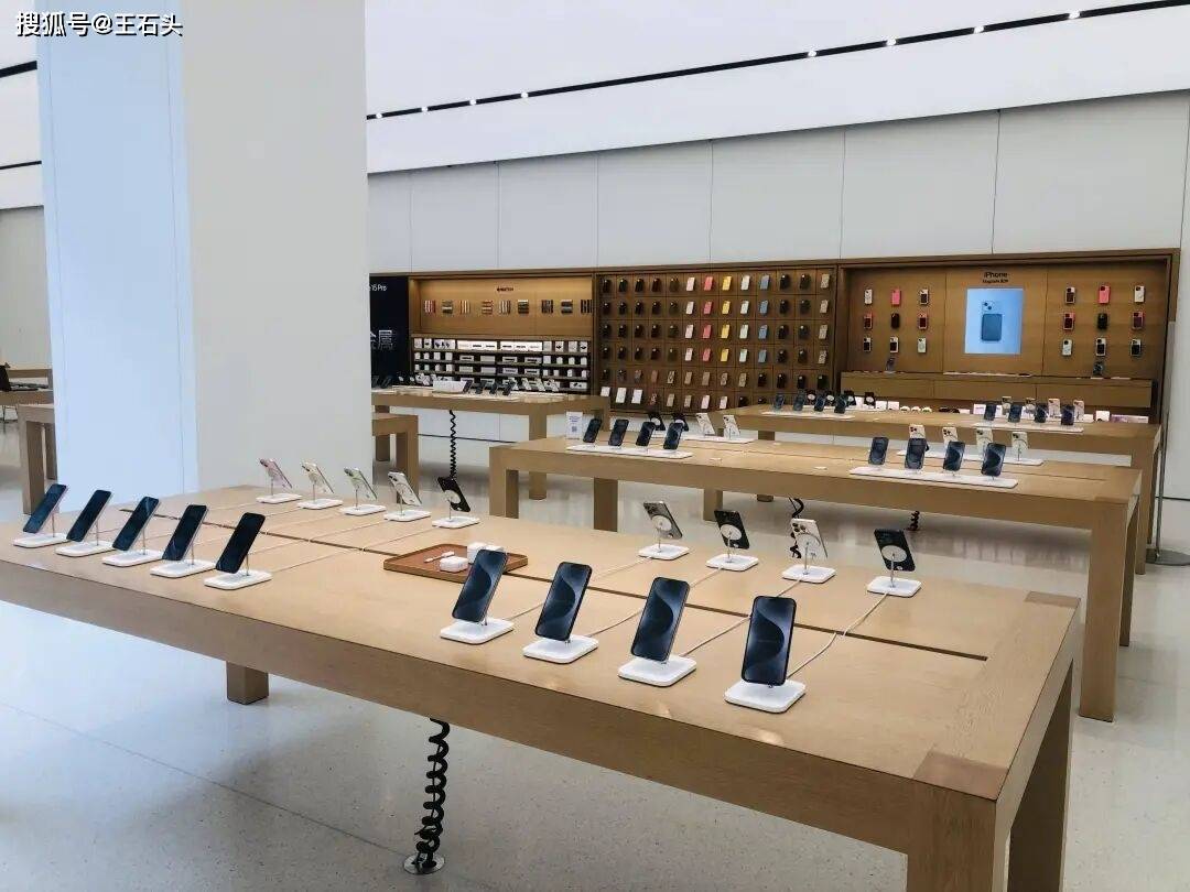 苹果Mac、iPad都涨价了,iPhone为什么还没涨价?