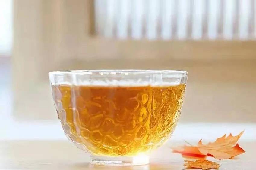生普和熟普的区别:3 秒分辨方法,新手买茶不翻车