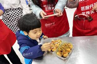 章鱼小丸子哪里学?学章鱼小丸子推荐厨仟艺,深耕餐饮18年,收费透明不被坑!