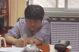 周荣素教的香蕉饼，不加糖不加水，香甜软糯两分钟煎一张