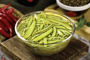 夏日食莼菜解暑热、护肠胃 但两类人群食用需谨慎