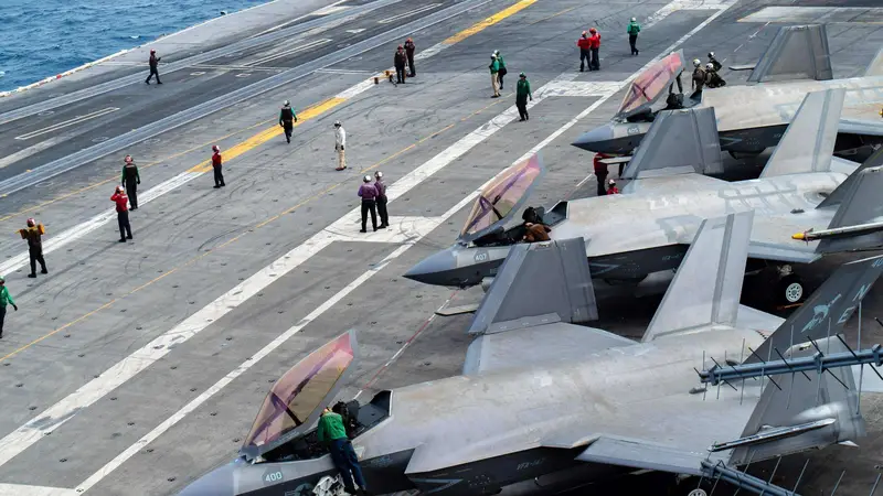 隐身战机神话破灭!F-35被击落,真实原因曝光竟是一辆卡车?
