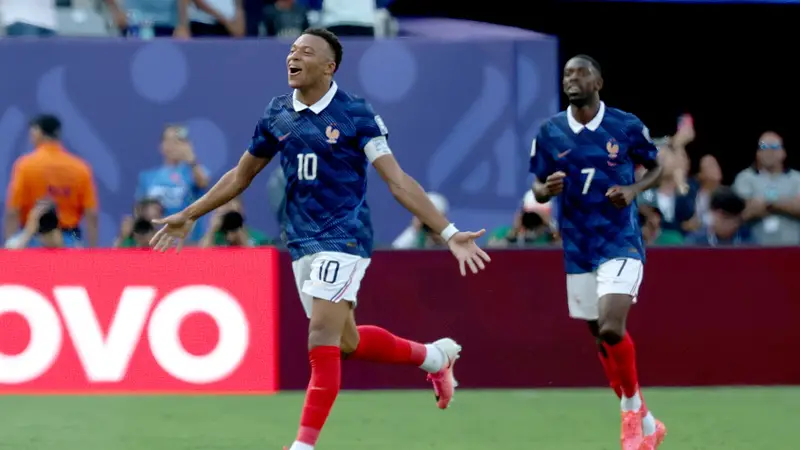世界杯-姆巴佩2球奥利塞2助 法国4前场各有收获3-0瑞典