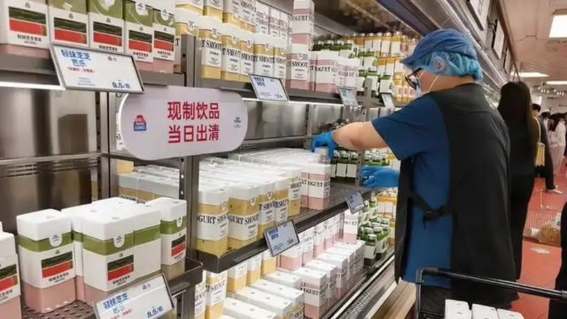 排队也要买!6 万盒产品赔付!新鲜零食一扩张就出问题?