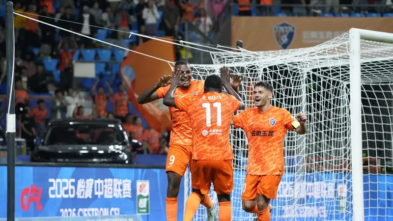 中超-18岁小将破门克莱伯反超 玉昆2-1逆转河南